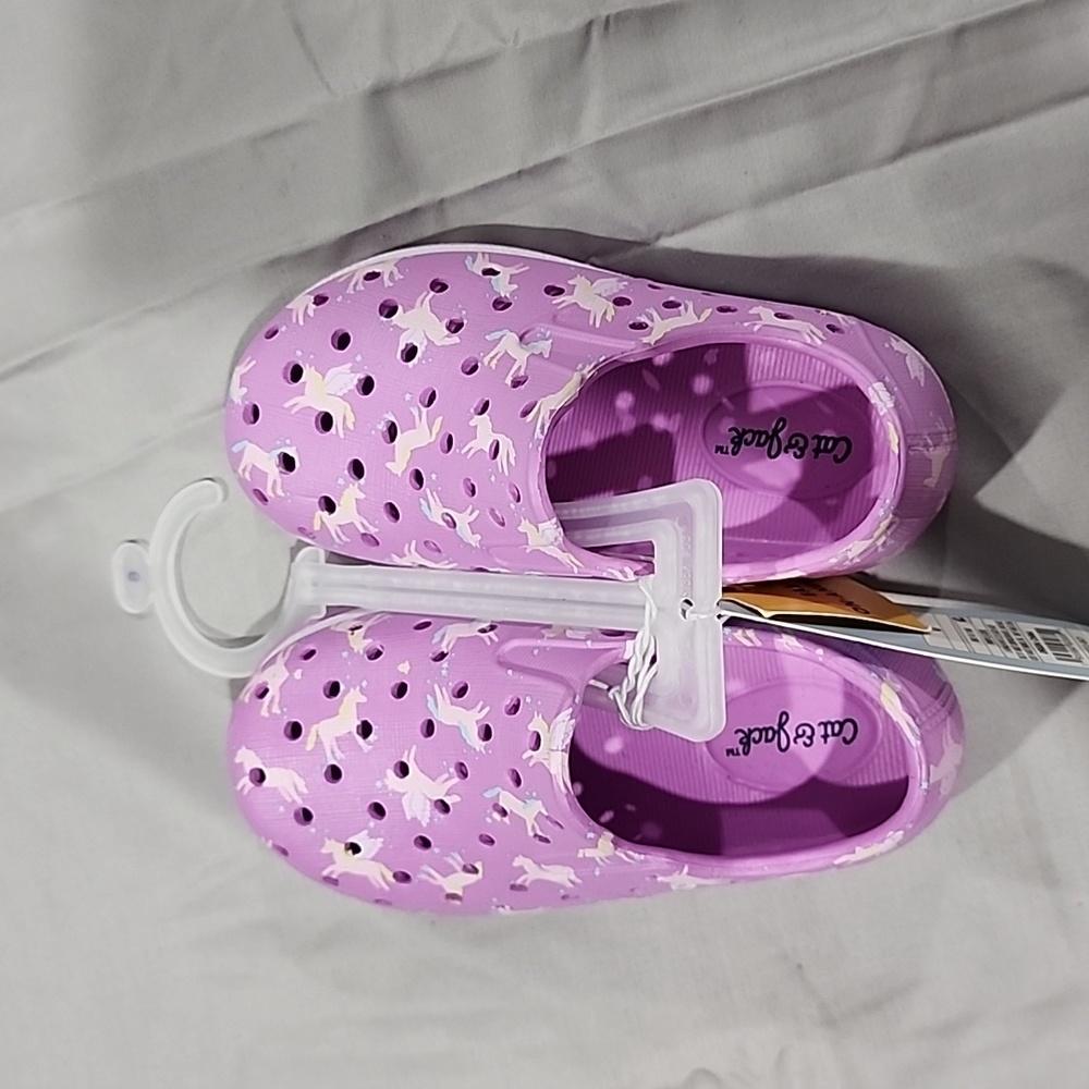 NWT baby/toddler unicorn slip on - Picture 2 of 7